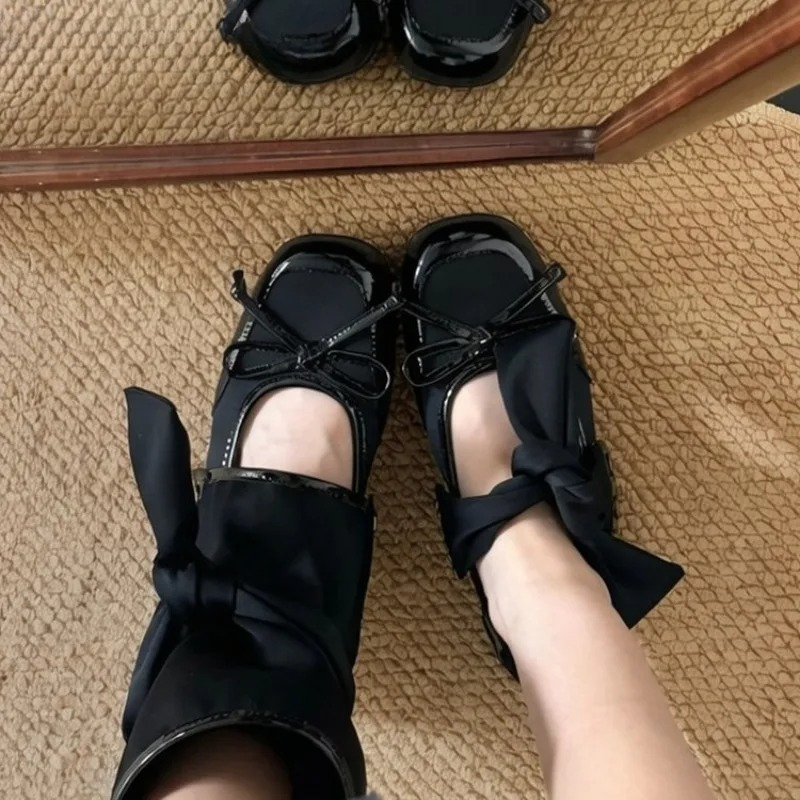 Sandal Boots Wanita dengan Tal - Slip Dress Satin ulasan dan harga